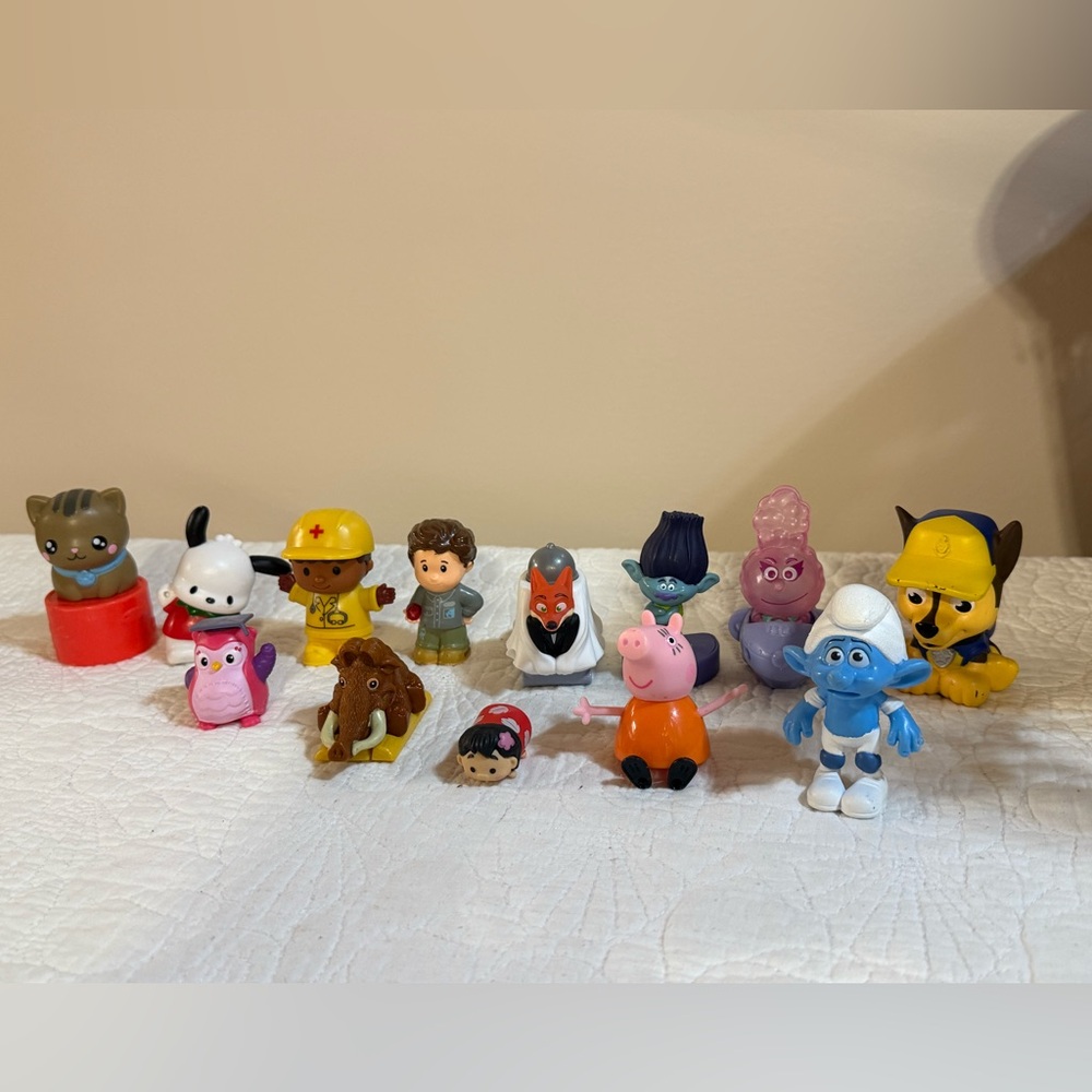 Colorful Kids Toy Figurine Set